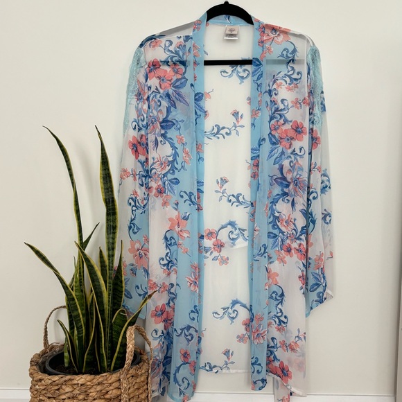 NWOT In Bloom by Jonquil Porcelain Rose Wrap Kimono Robe - Picture 4 of 9